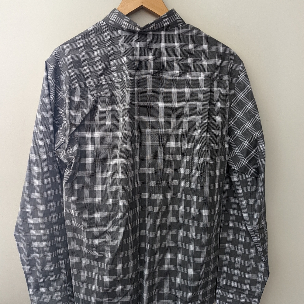 Van Heusen Button Down - image 2